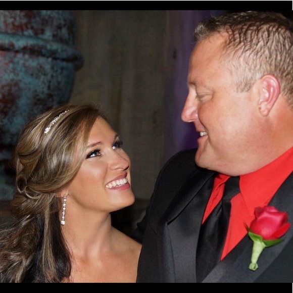 Meet your Posher, Lacey - Picture 1 of 1